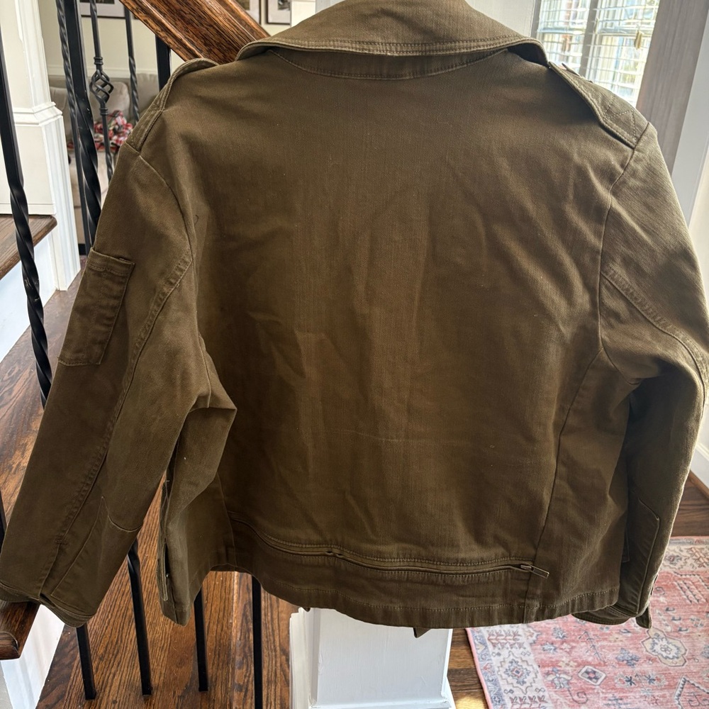 CAbi New Evans Jacket #4497 Size Large - Picture 5 of 6